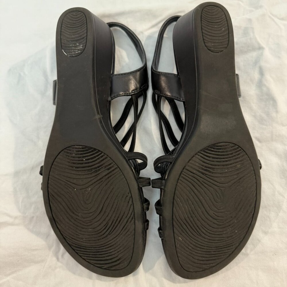 Black Sandals - Size 8.5 - Picture 4 of 4